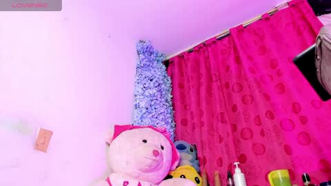 Snapshot of samy_ice chatting on 06/04/26, 12:38 samy_ice online show from 06/04/26, 12:38