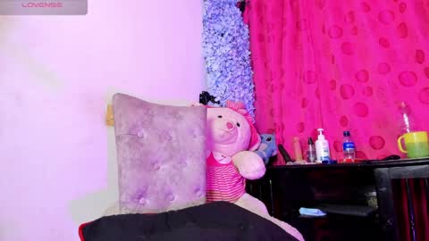 Snapshot of samy_ice chatting on 06/10/26, 01:39 samy_ice online show from 06/10/26, 01:39