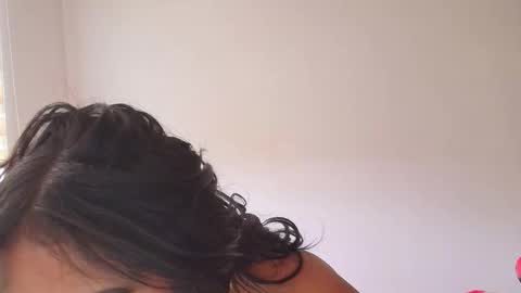 Hello I am absent due to a family calamity I will return soon-hola estoy ausente por un problema familiar volvere pronto. online show from 10/14/25, 03:57