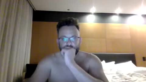 Snapshot of samyodon85 chatting on 04/11/26, 03:44 samyodon85 online show from 04/11/26, 03:44
