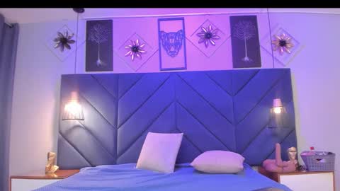 Snapshot of samyriverss chatting on 10/17/25, 11:13 Samy  online show from 10/17/25, 11:13