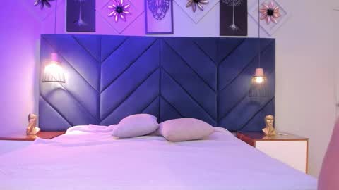 Snapshot of samyriverss chatting on 10/18/25, 11:11 Samy  online show from 10/18/25, 11:11