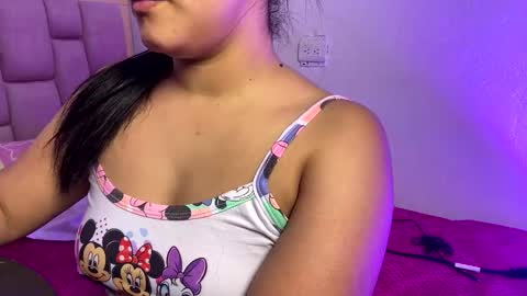 Snapshot of samyrosss6 chatting on 11/12/25, 10:52 Samy online show from 11/12/25, 10:52