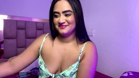 Snapshot of samyrosss6 chatting on 11/22/25, 02:32 Samy online show from 11/22/25, 02:32