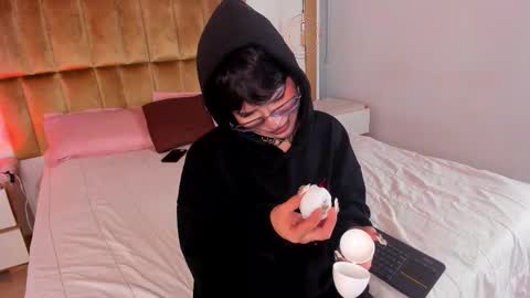 samysharky online show from 09/18/25, 02:08