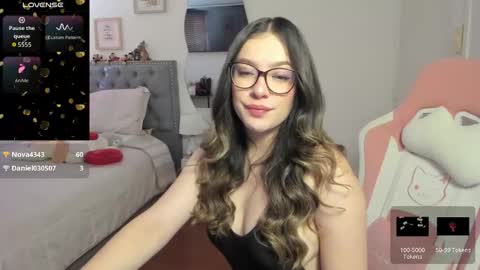 Snapshot of samysweet_8 chatting on 01/15/26, 01:26 Samanta online show from 01/15/26, 01:26