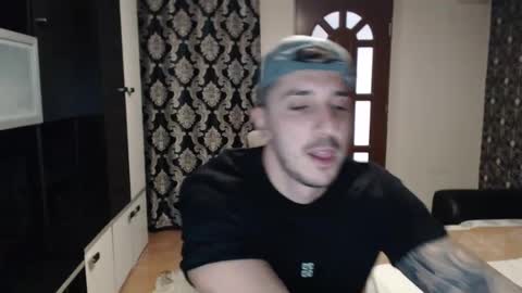 Sanchez Erik online show from 12/02/24, 12:29