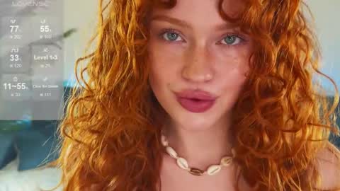 Snapshot of sanda_red chatting on 10/20/25, 12:38 Sanda3 online show from 10/20/25, 12:38