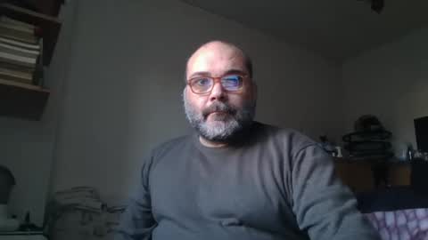 Snapshot of sandalicum chatting on 12/28/24, 08:26 sandalicum online show from 12/28/24, 08:26