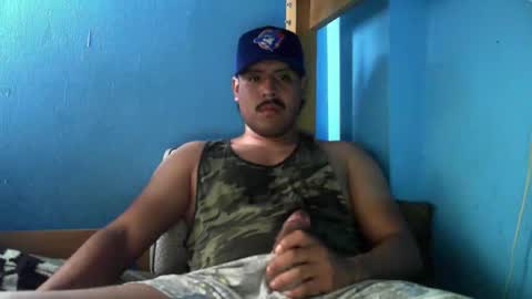 Snapshot of sandalo123 chatting on 05/16/26, 05:45 sandalo123 online show from 05/16/26, 05:45