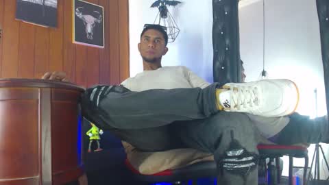 Sander online show from 09/26/25, 06:39