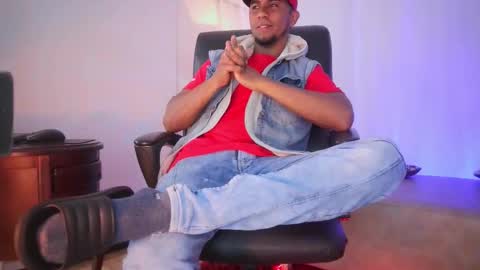 Sander online show from 09/29/25, 01:05