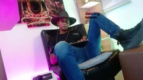 Snapshot of sander_ath chatting on 11/05/25, 09:48 Sander online show from 11/05/25, 09:48