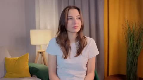 Isabel but you can call me Bella online show from 11/11/25, 12:54