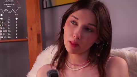 Isabel but you can call me Bella online show from 07/25/26, 04:10