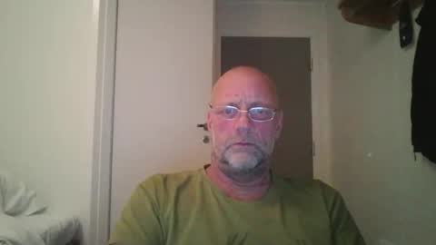 sandnesrune523 online show from 11/19/25, 06:41