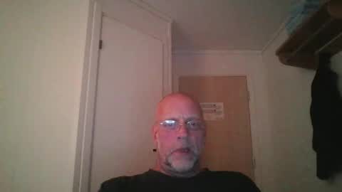 sandnesrune523 online show from 12/15/25, 06:34