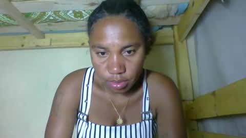 Snapshot of sandolahh chatting on 10/02/25, 11:56 SANDO online show from 10/02/25, 11:56