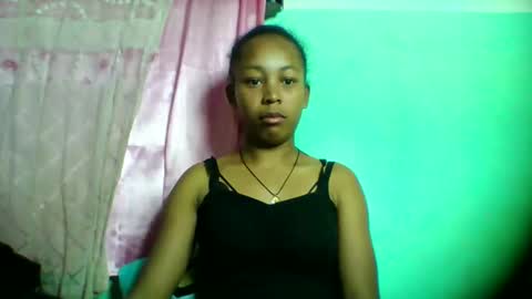 sandra1253099 online show from 05/04/26, 07:04