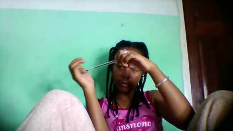 sandra1253099 online show from 05/07/26, 06:13