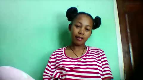 sandra1253099 online show from 05/17/26, 05:49
