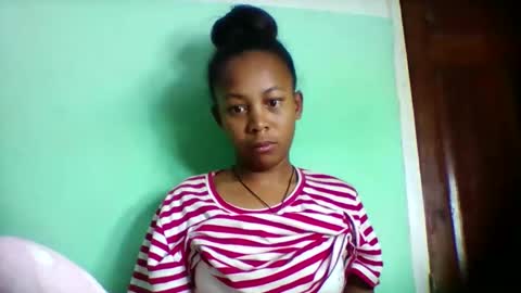 sandra1253099 online show from 05/18/26, 05:02