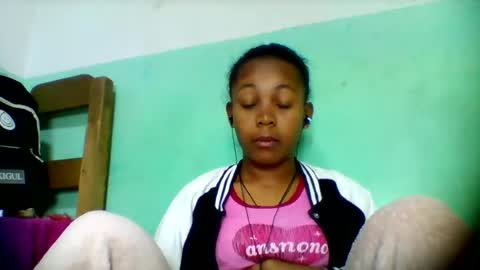 sandra1253099 online show from 06/20/26, 06:16