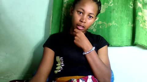 sandra1253099 online show from 07/22/26, 08:17