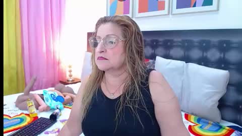 SANDRA online show from 05/11/26, 10:21