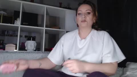 Snapshot of sandra______ chatting on 03/19/26, 05:28 dont forghet to thumbs up if you like my show online show from 03/19/26, 05:28