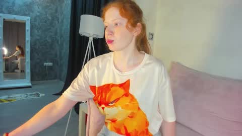 Snapshot of sandra__wilson chatting on 02/25/26, 01:37 Sandra online show from 02/25/26, 01:37