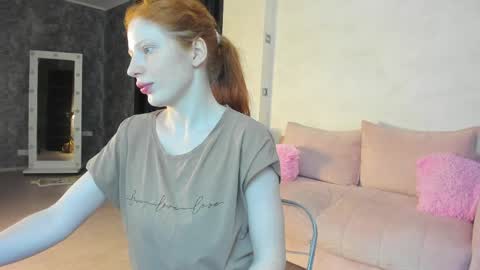 Snapshot of sandra__wilson chatting on 03/25/26, 01:33 Sandra online show from 03/25/26, 01:33