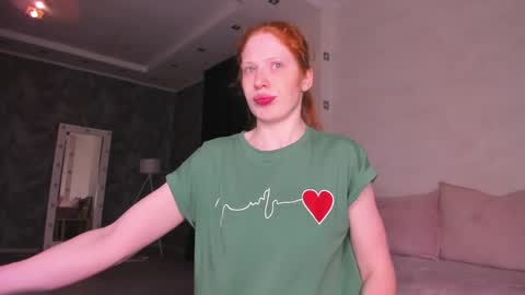 Snapshot of sandra__wilson chatting on 04/13/26, 01:22 Sandra online show from 04/13/26, 01:22