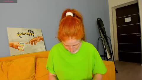 Snapshot of sandra__wilson chatting on 05/14/26, 03:35 Sandra online show from 05/14/26, 03:35