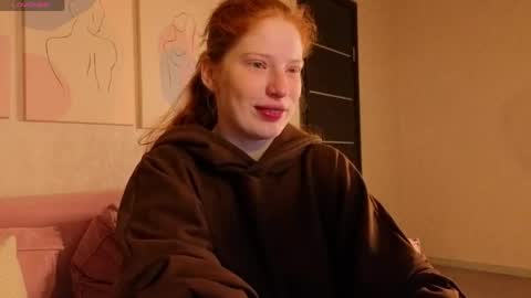 Snapshot of sandra__wilson chatting on 05/19/26, 01:33 Sandra online show from 05/19/26, 01:33