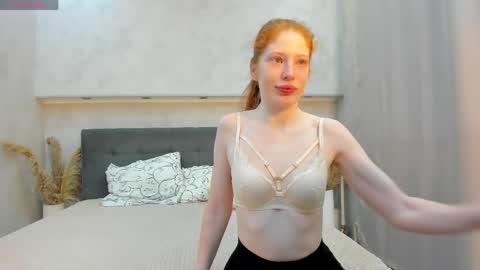 Snapshot of sandra__wilson chatting on 05/21/26, 01:56 Sandra online show from 05/21/26, 01:56