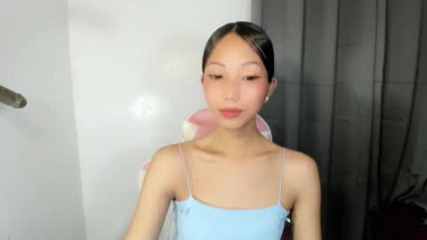 Snapshot of sandra_cruzz chatting on 06/11/26, 05:27 sandra online show from 06/11/26, 05:27