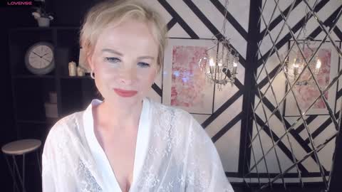 Sandra online show from 02/04/25, 11:27
