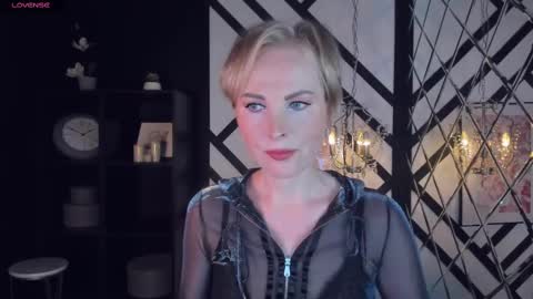 Sandra online show from 02/13/25, 05:58