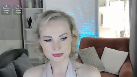 Snapshot of sandra_kind chatting on 02/01/26, 05:28 Sandra online show from 02/01/26, 05:28