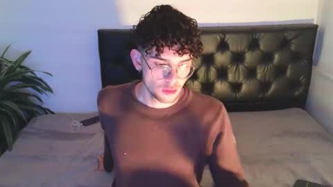 sandro_vitali online show from 10/16/25, 05:41