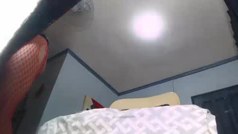 Snapshot of sandylicious18 chatting on 10/12/25, 01:59 sandylicious18 online show from 10/12/25, 01:59