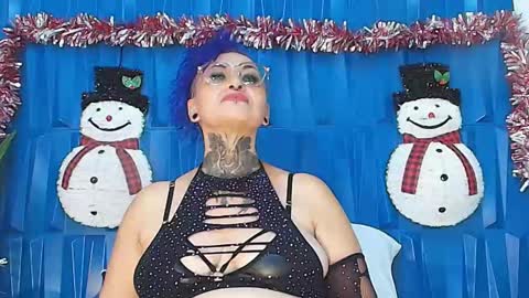 Sandy Rose online show from 12/15/24, 01:02