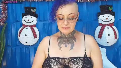 Sandy Rose online show from 12/19/24, 09:17