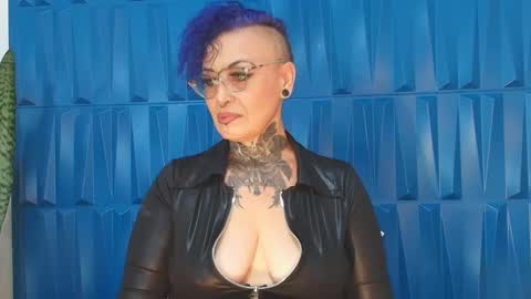 Sandy Rose online show from 02/11/25, 06:55