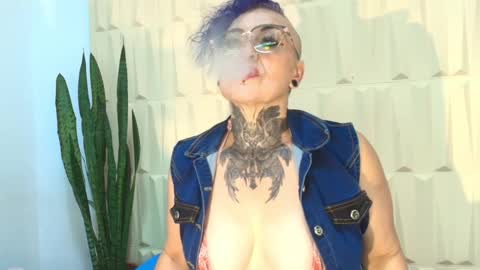 Sandy Rose online show from 03/10/25, 11:16