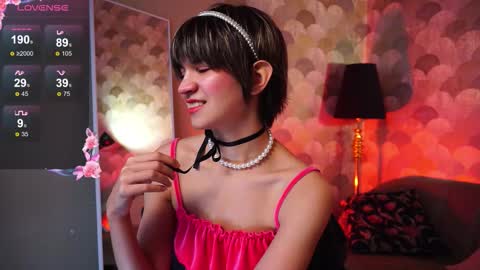 Viola  online show from 11/14/25, 09:02