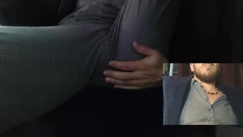 Snapshot of sanek7777 chatting on 11/01/25, 06:32 sanek7777 online show from 11/01/25, 06:32