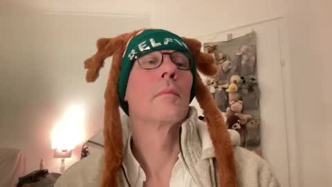 santaclausonice online show from 11/26/25, 10:44