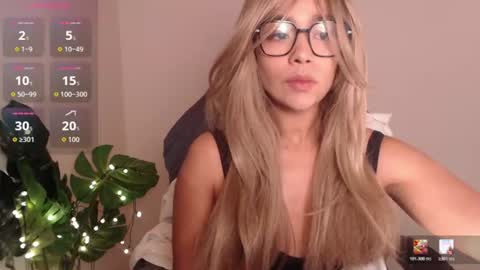 secret online show from 06/09/26, 12:44